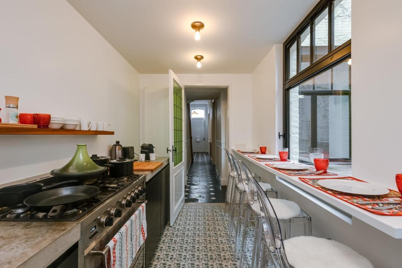 Beautiful Luxurious Mansion With Several Terraces Кортрейк Экстерьер фото